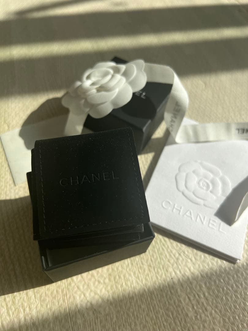 CHANEL ロゴデザイン 片耳用ピアス