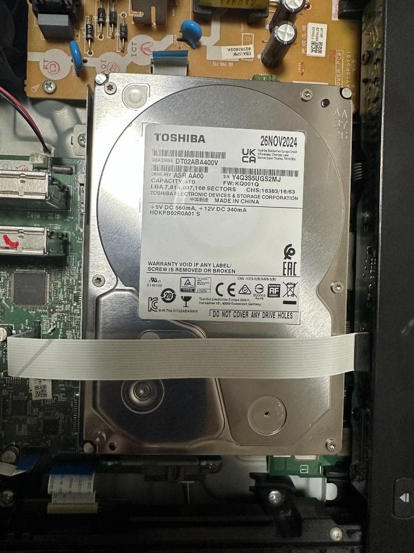 東芝ブルーレイレコーダー DBR-T1008 1 TB→4TB HDDに交換済み