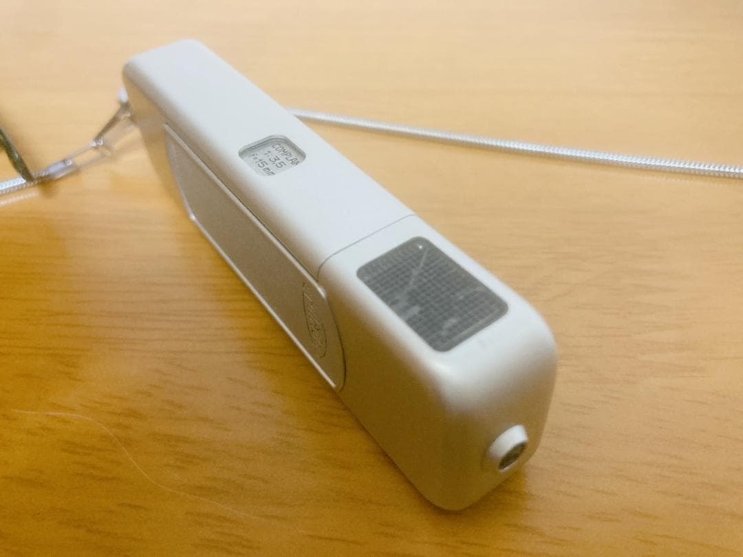 ミノックス B / ドイツ製 超小型カメラ（専用ケース＋専用チェーン付き）