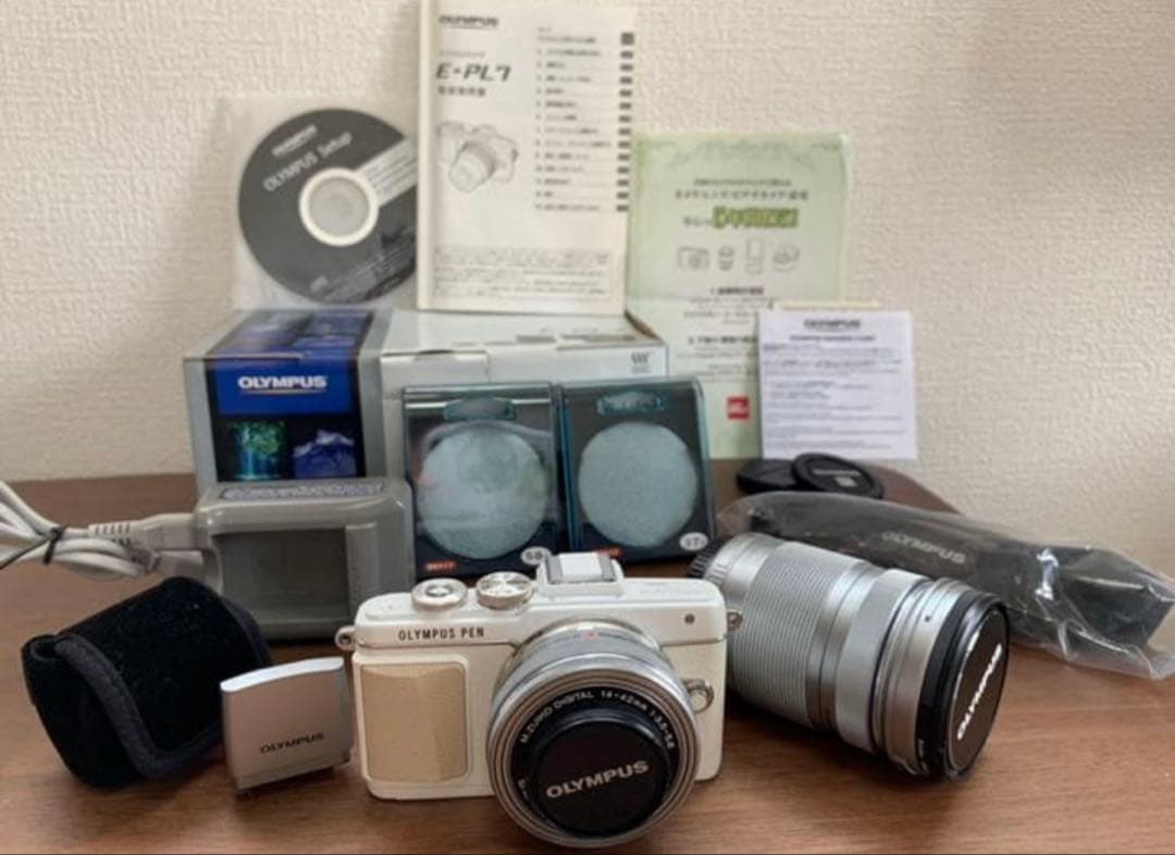 【値下げ中】OLYMPUS E-PL7♡お得セット