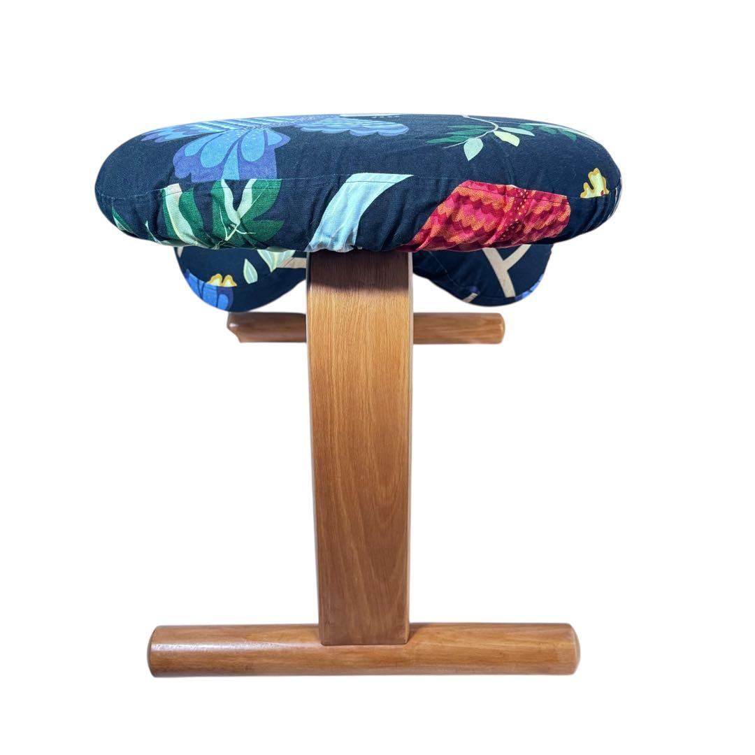 【レア】前後に揺れる旧モデル Rybo 専用カバー付 バランスチェア イージー