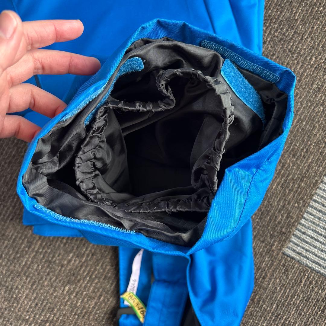 kazuスキーウェア　フェニックス　160センチ　上下セット