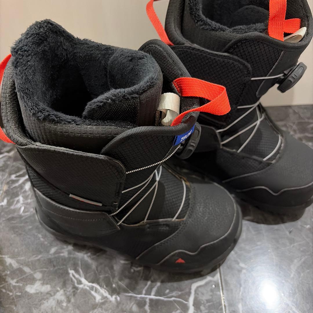 ヤス！！ZIPLINE 子ども用スノーボードブーツ ブラック