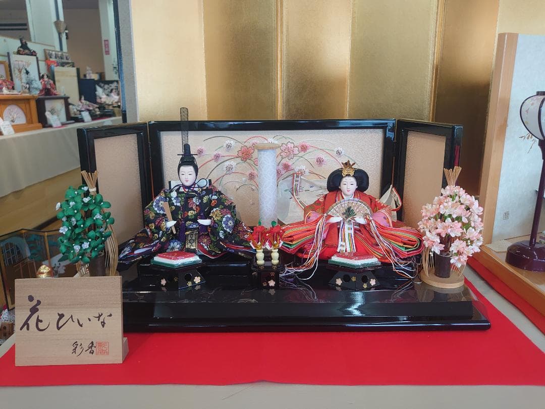 ●新品おひなさま●　桜づくし刺繍飾り　フルセット