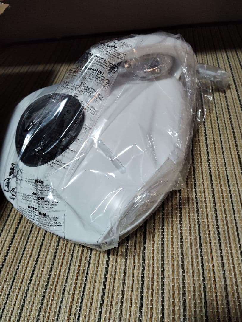 新品ホワイト ふとんクリーナー本体【桜新町または用賀で引取受取割引OK！☆】