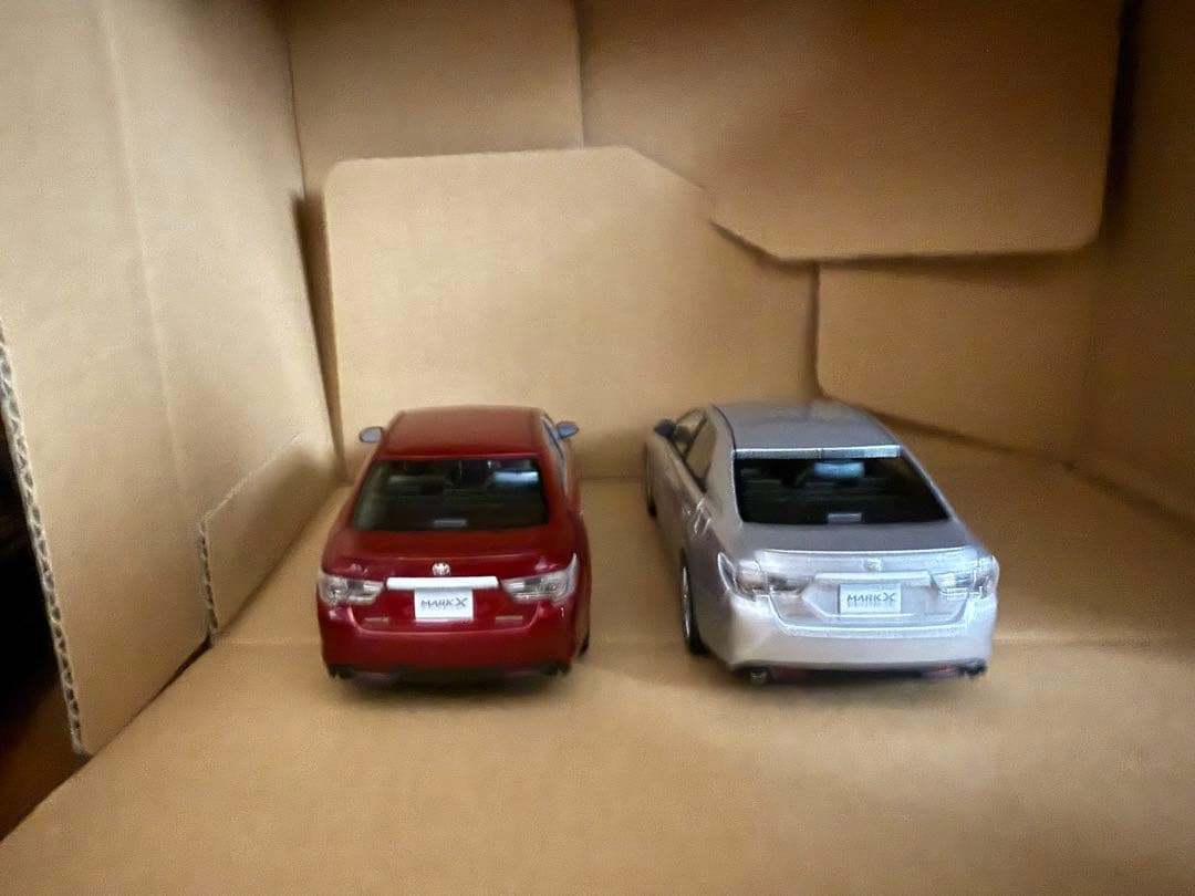 ア*ァ様 トヨタカラーサンプル4台セット