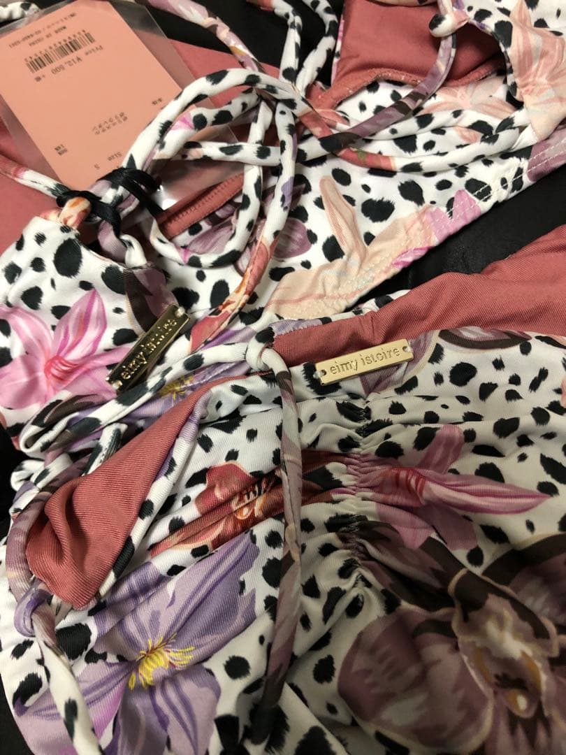 エイミーストーワール　ダルメシアンビギニ　上下新品未使用