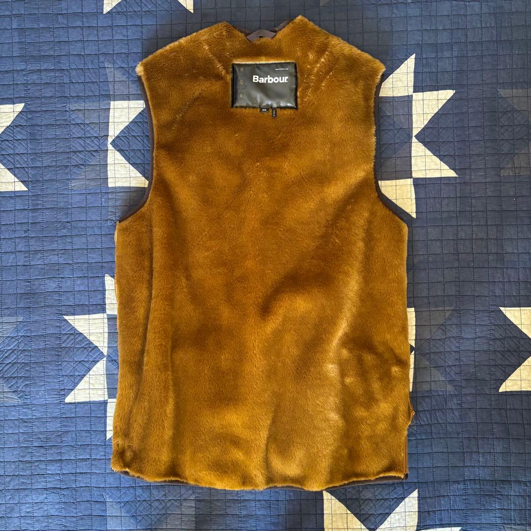 Barbour ファーライナーベスト 36 ブラウン