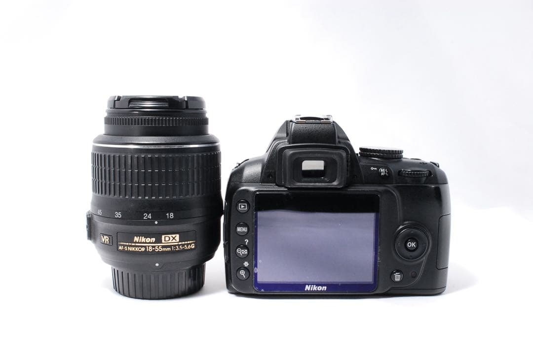 初心者オススメ❤️Nikon D3000❤️ガイドモード有りで安心✨一眼レフカメラ