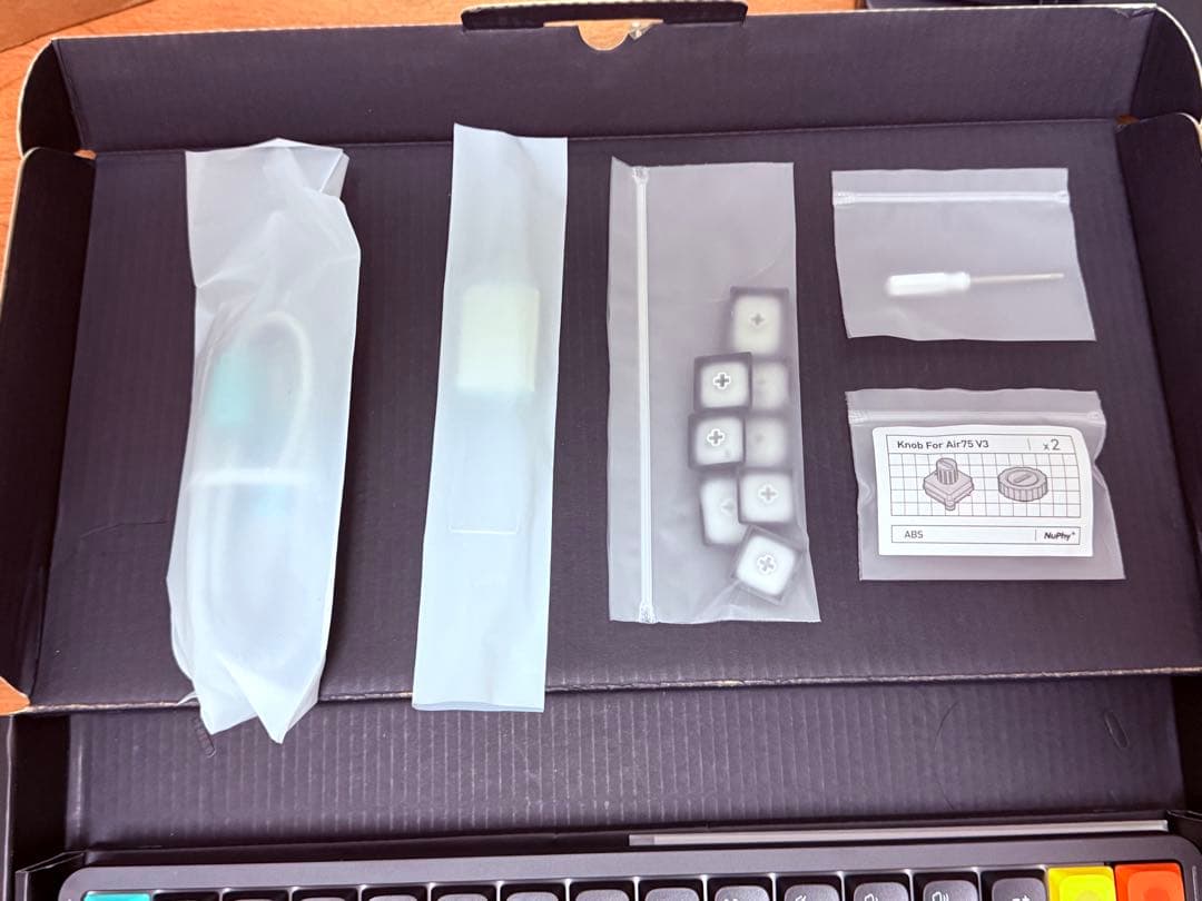 Nuphy Air75 V3 赤軸 / Red nano / US配列