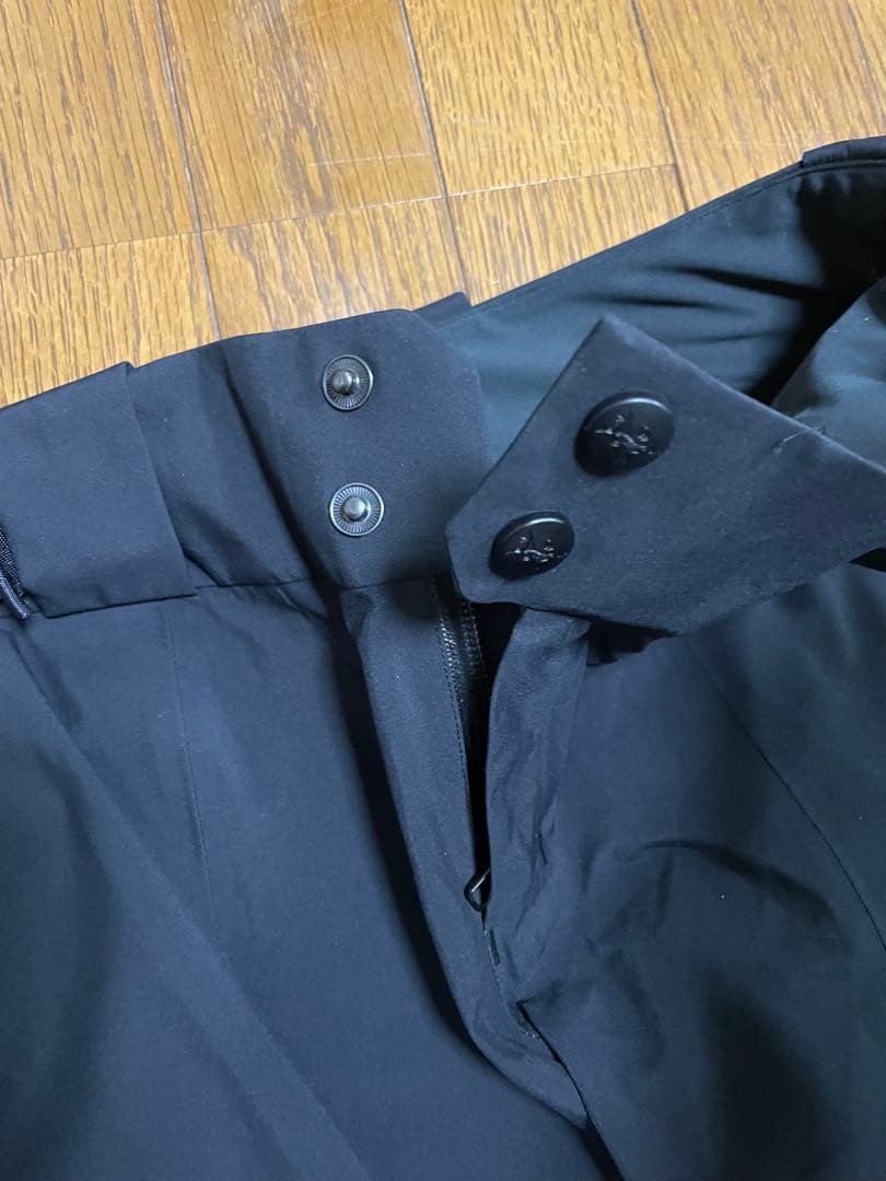 Arc'teryx GORE-TEX パンツ