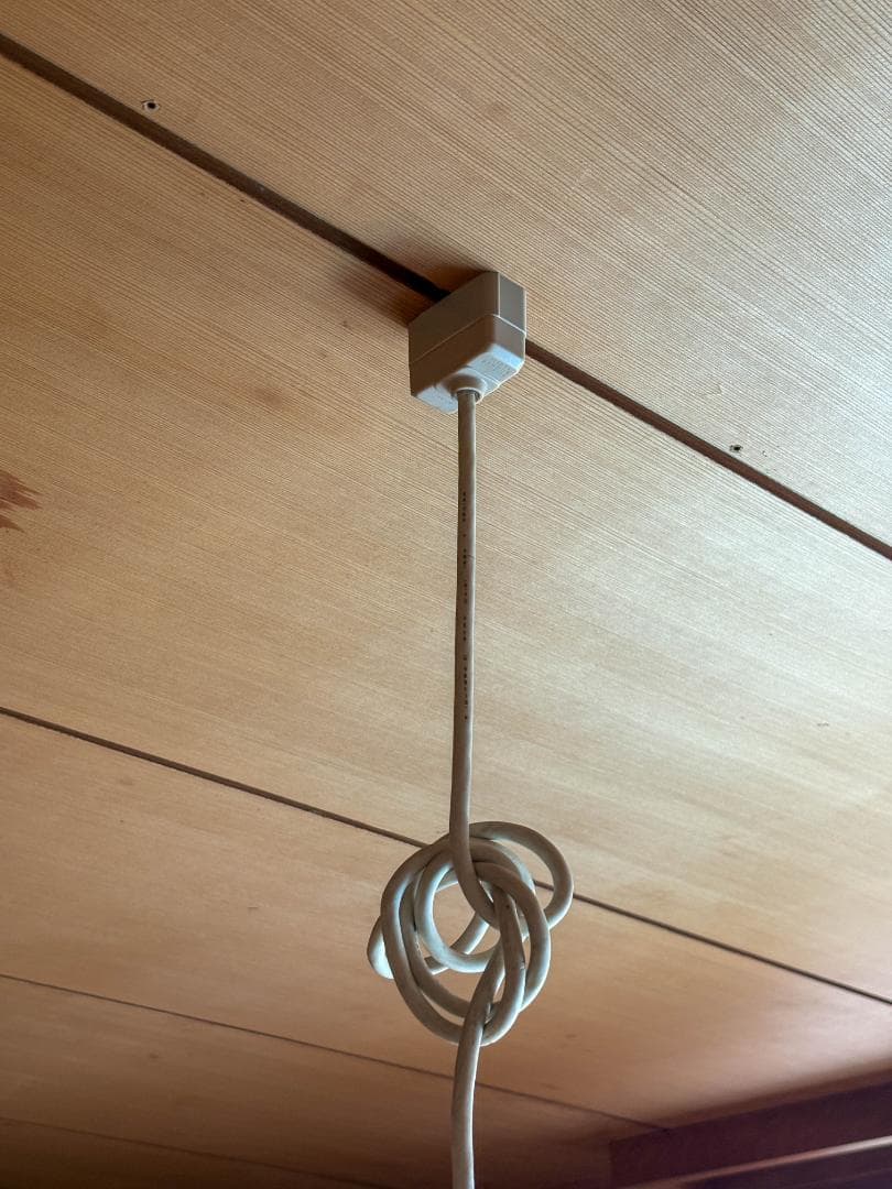 ペンダントランプ　ポストモダン　シンプル　レトロ