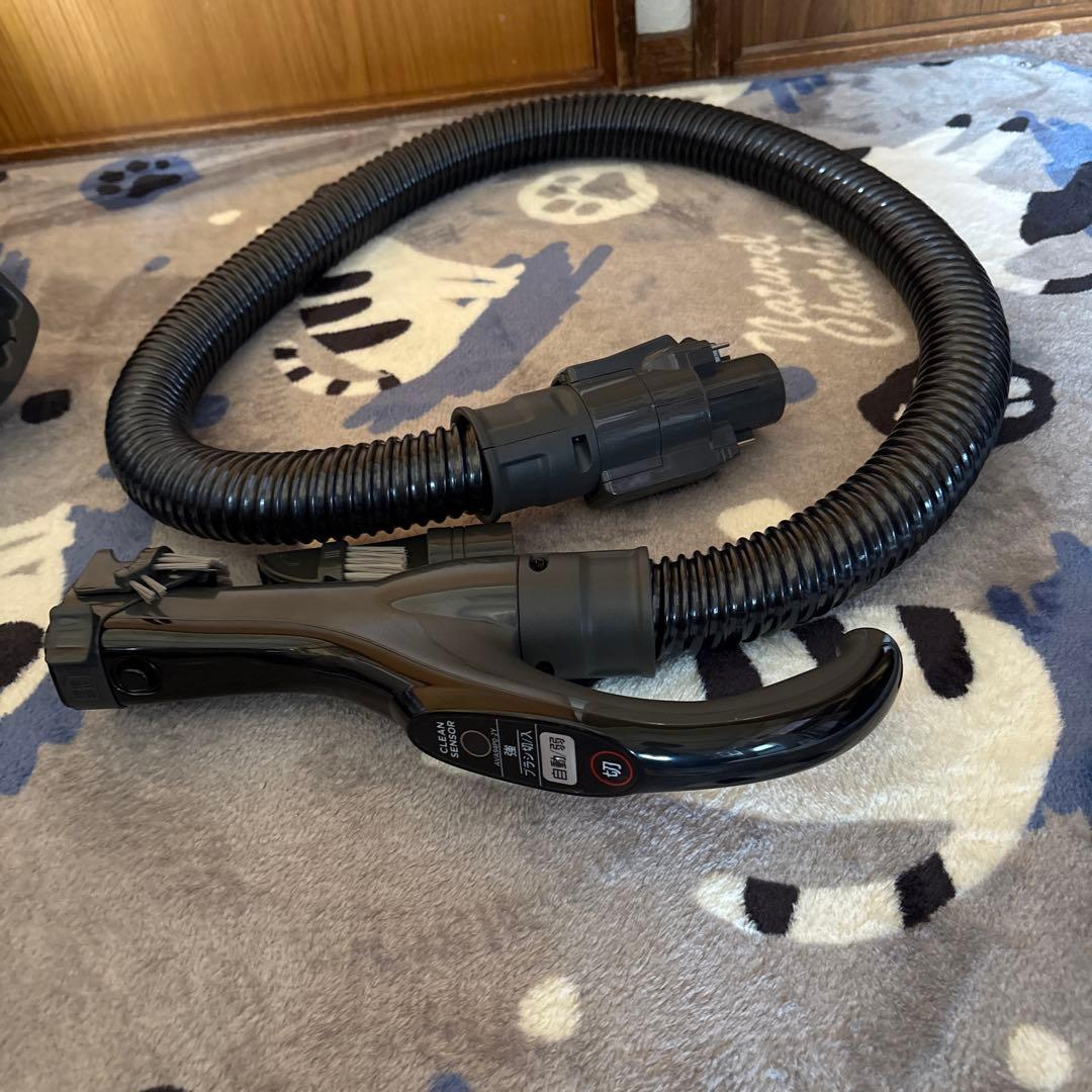 m*o様 パナソニックサイクロン式キャニスター掃除機　mc-sr42k-a