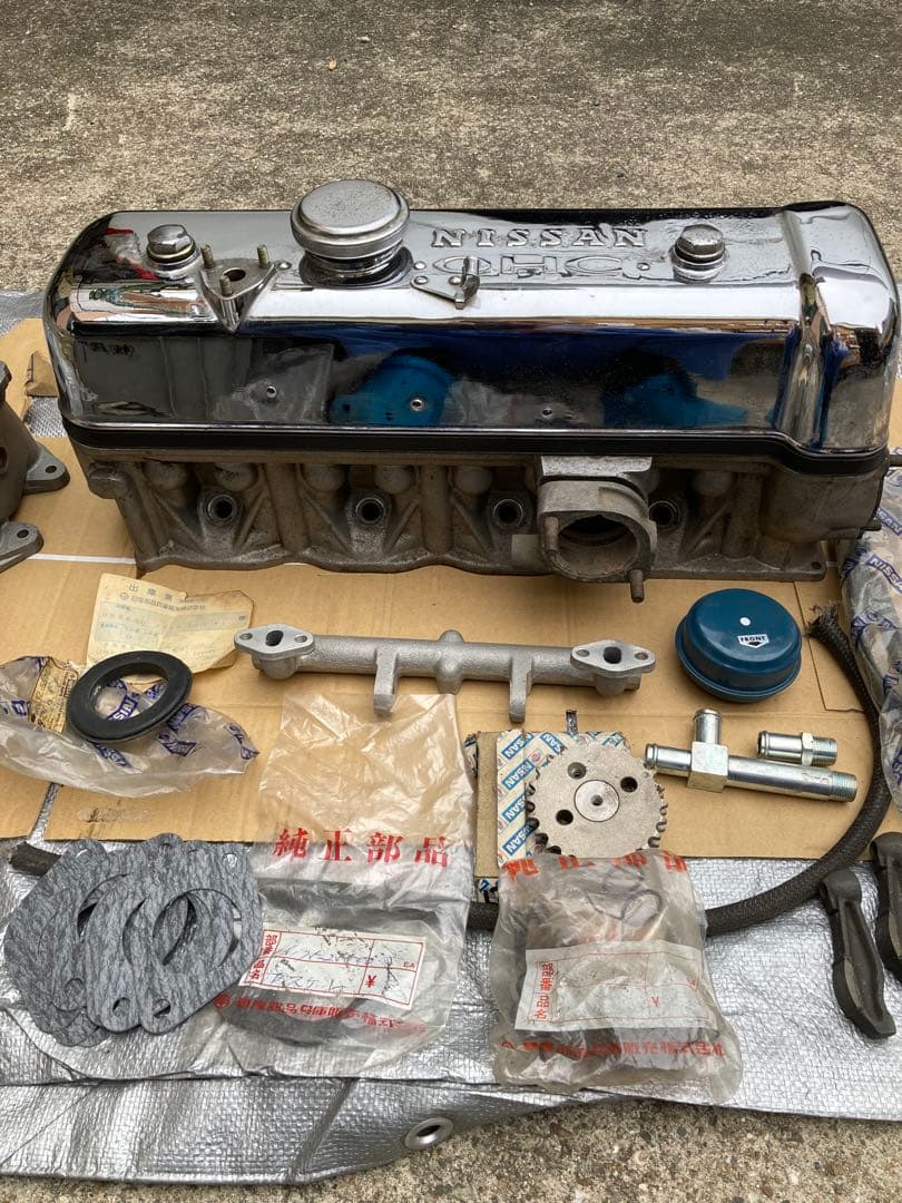 NISSANフェアレディーsr31ヘッドカバー