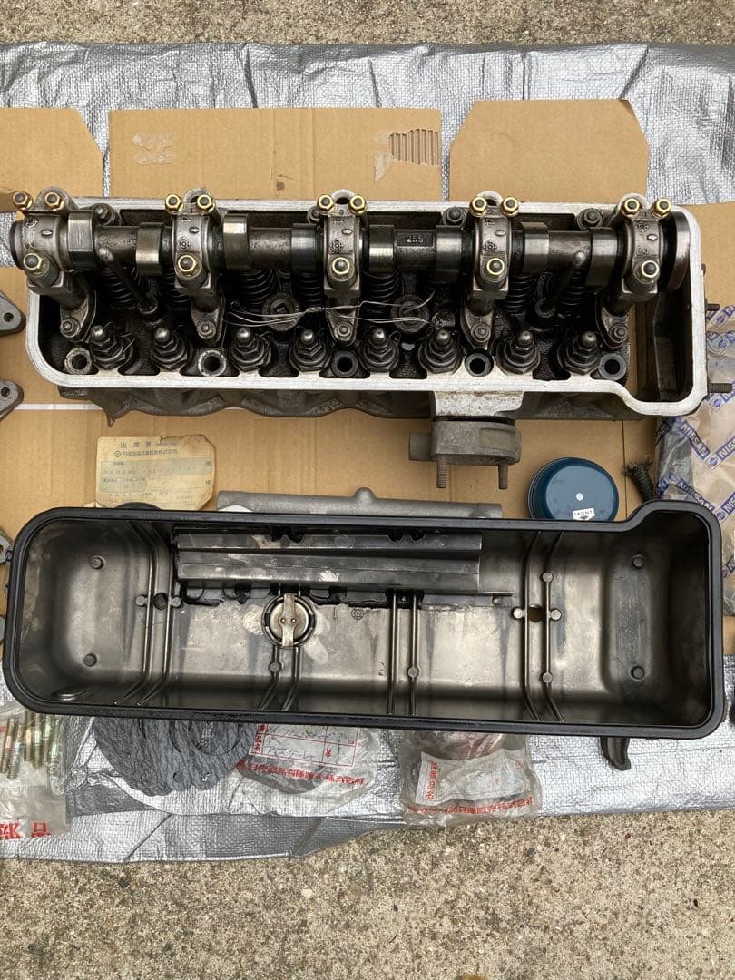 NISSANフェアレディーsr31ヘッドカバー