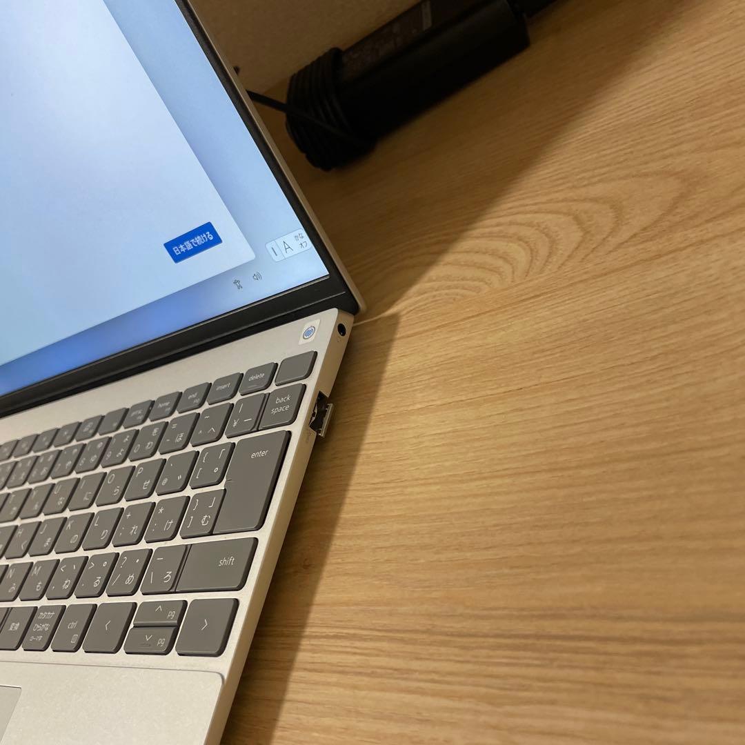 DELL Inspiron 13インチ ノートPC シルバー