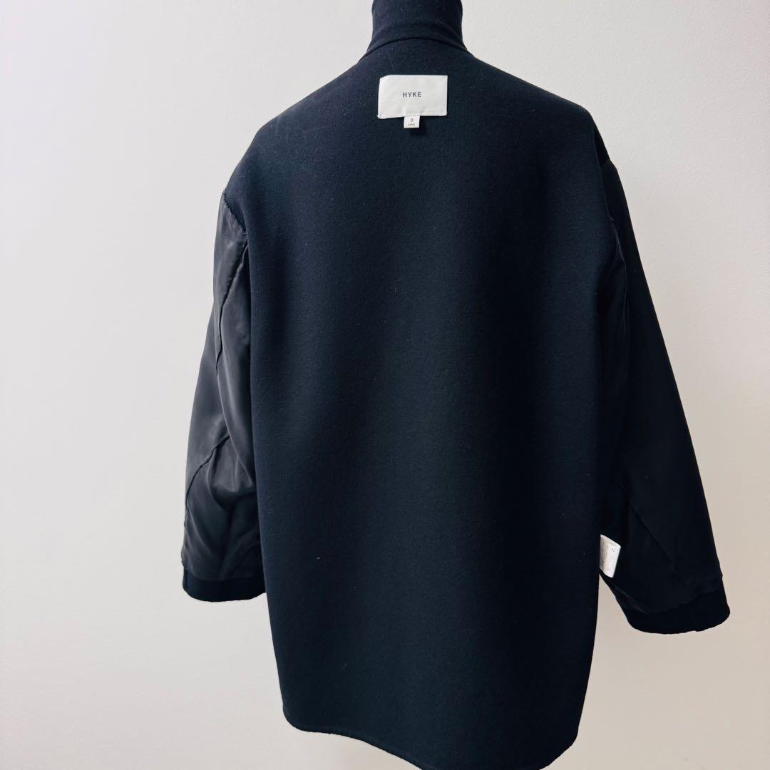 【ＵＡ別注】＜HYKE＞ショップ コート ブラック サイズ３