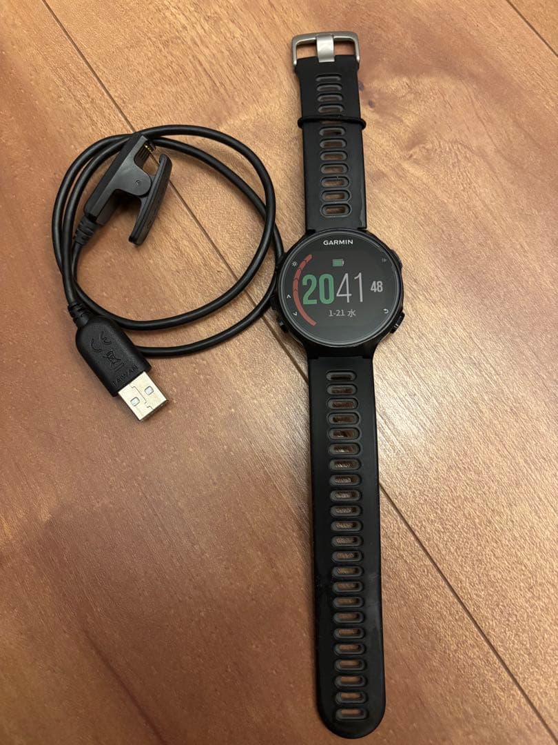 GARMIN スポーツウォッチ ブラック 充電ケーブル付き
