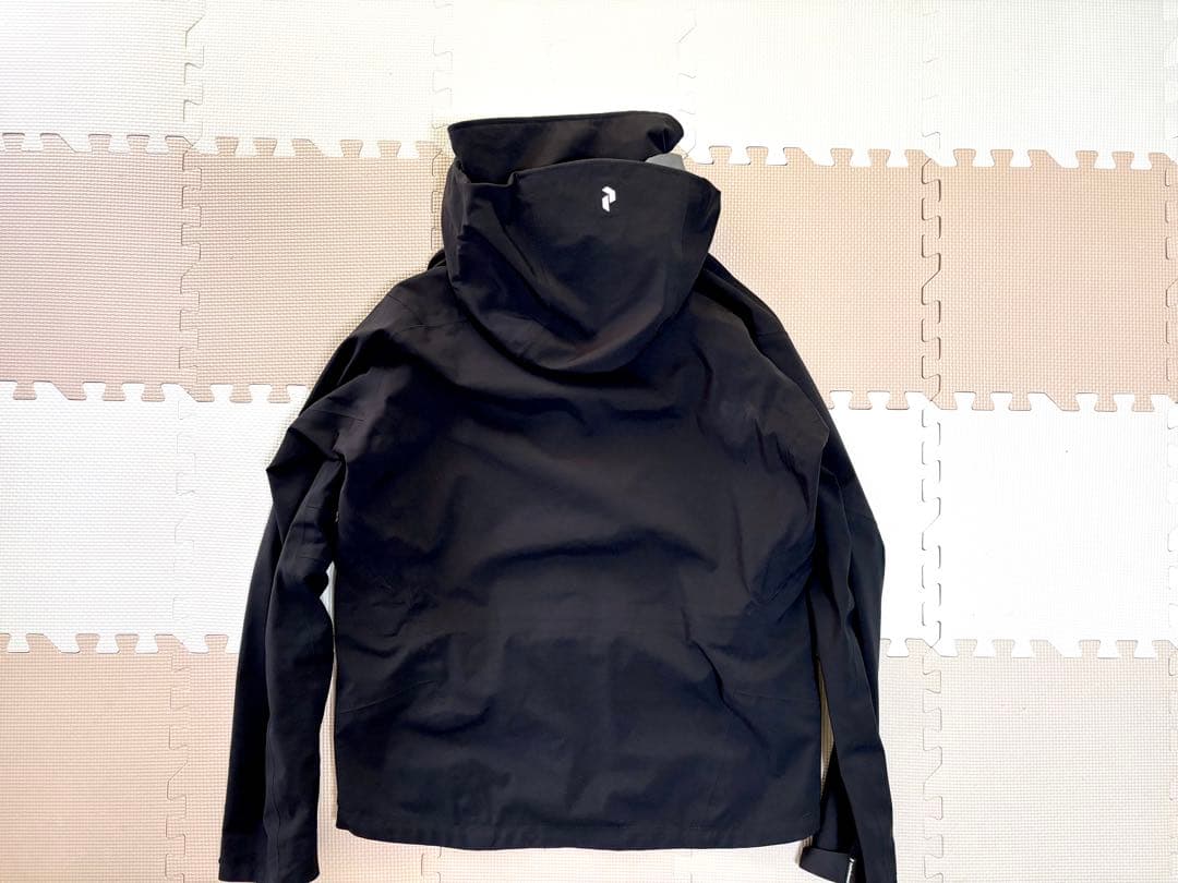 ピークパフォーマンス　スキーウェア　ゴアテックス　メンズM〜L 黒　ブラック