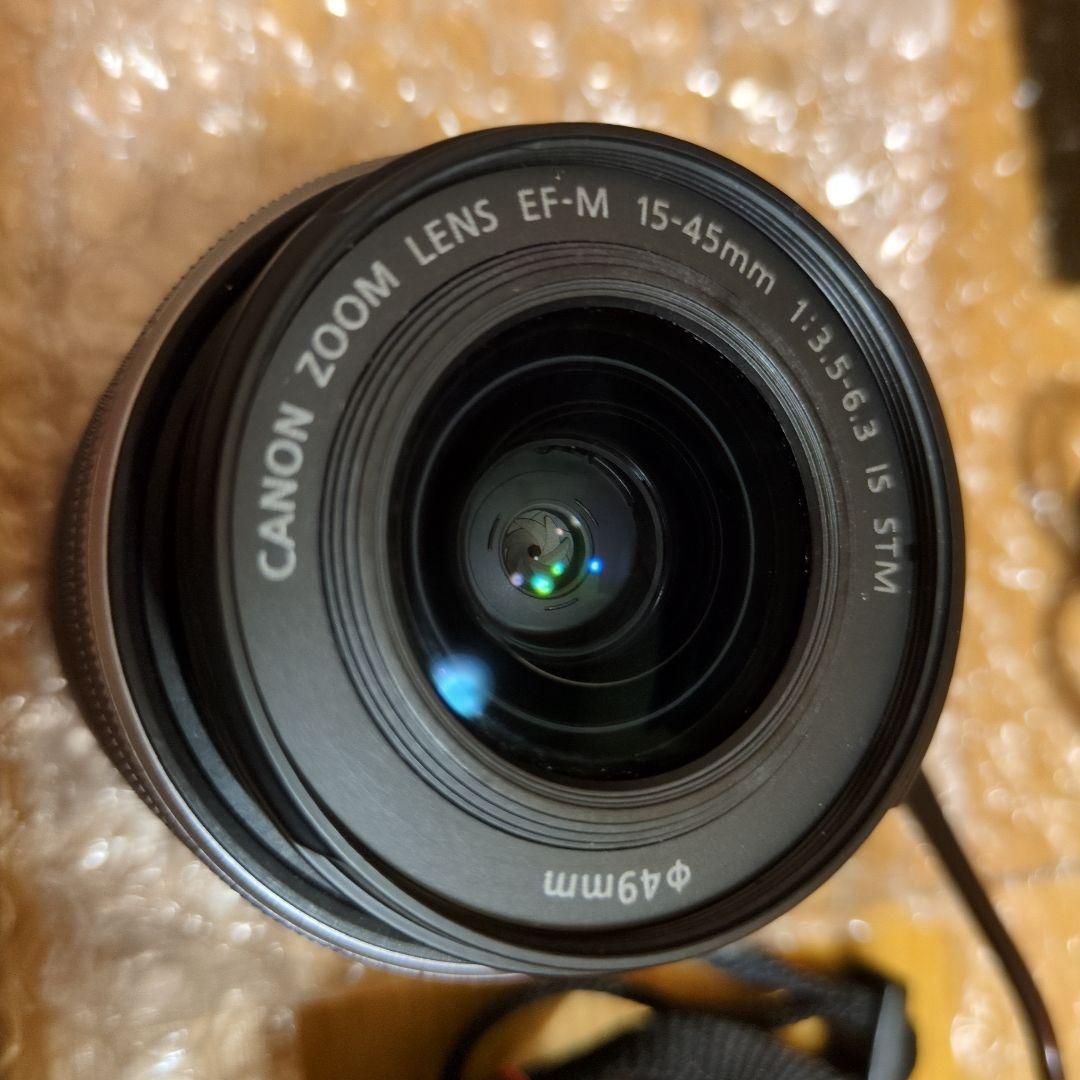 Canon EOS Kiss M ホワイト レンズ2本付き