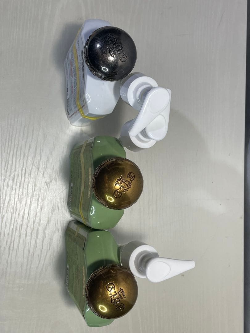 Officine Universelle Buly ボディミルクローション