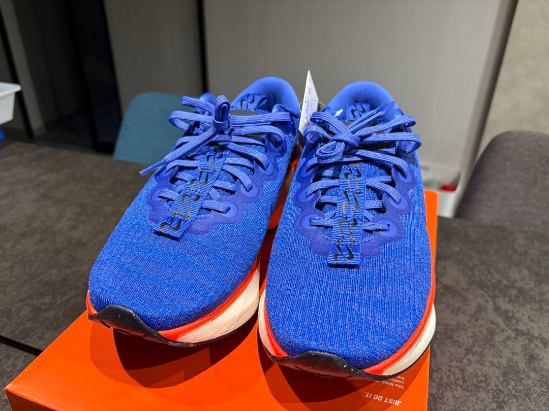 NIKE ☆ MOTIVA （27.5㎝）新品未使用 値引きしました！