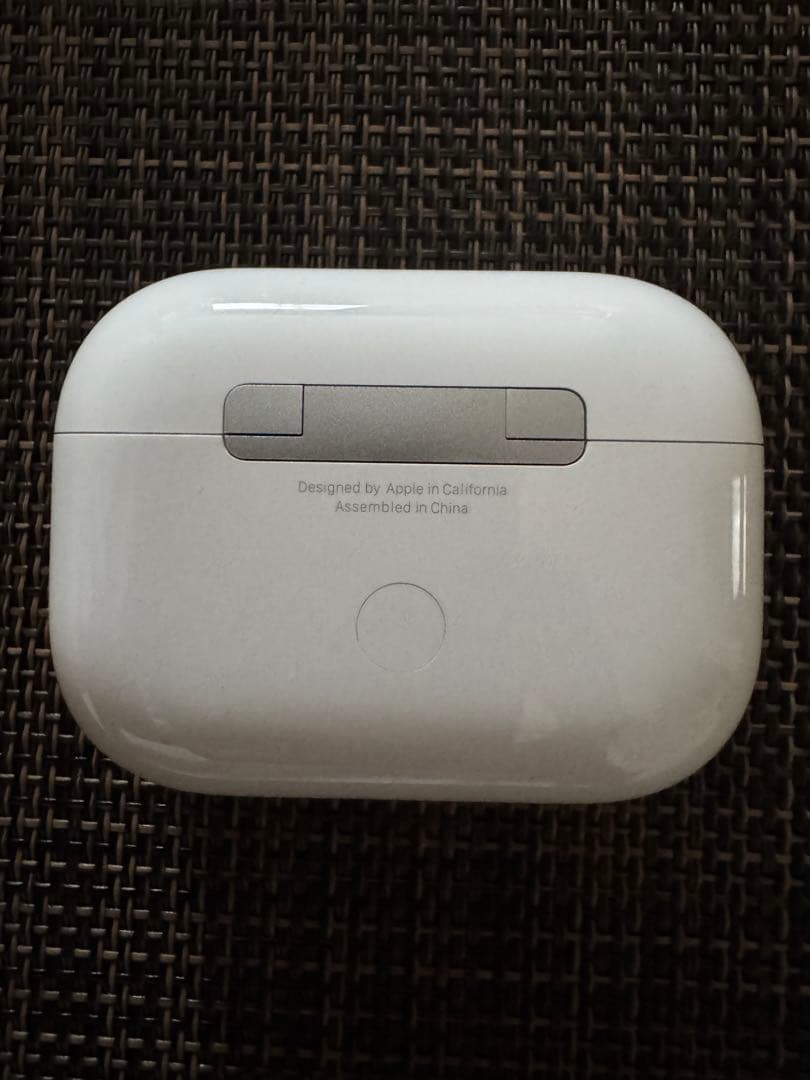 【美品 おまけつき】AirPods Pro 2(lightning端子)