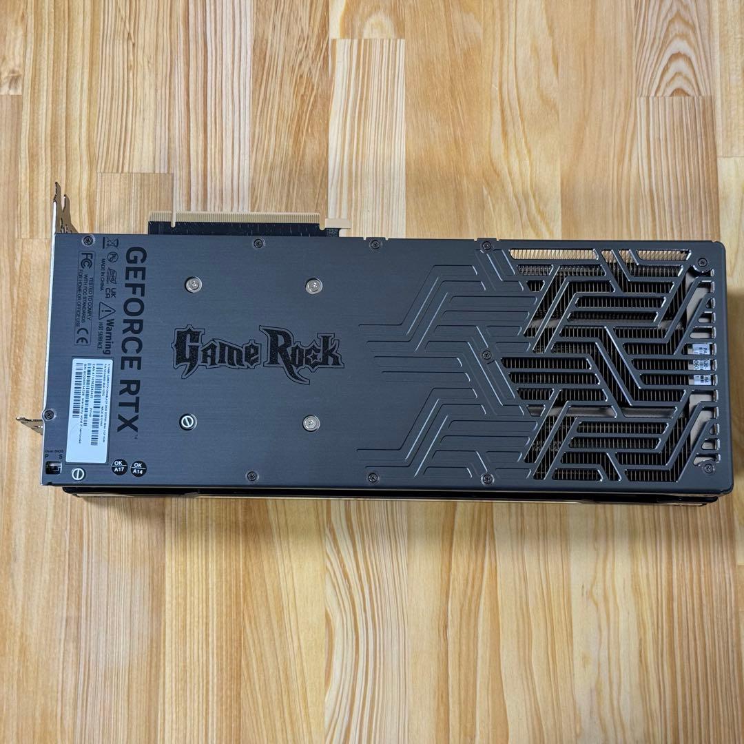 グラフィックボード・グラボ・ビデオカード GeForce RTX 4090 GameRock OmniBlack 24GB