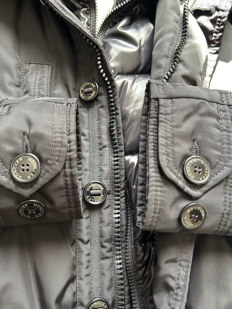 M*…様 レア!! MONCLER モンクレール TRIOMPHEM65 ダウン