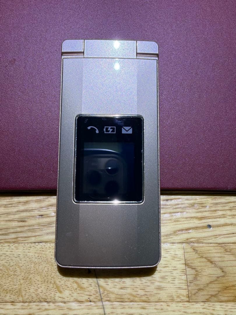 A207SH ソフトバンク　かんたん携帯