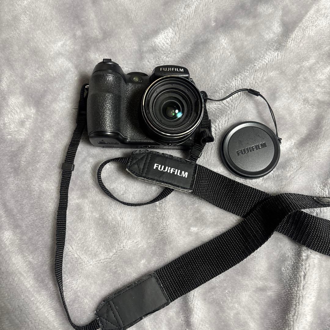 FUJIFILM FinePix S1500 デジカメ