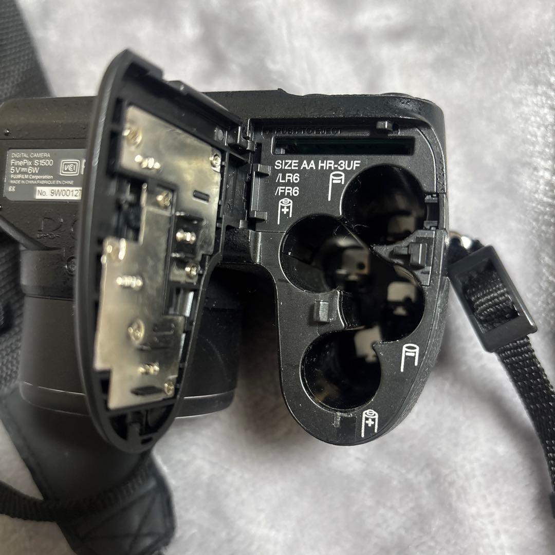 FUJIFILM FinePix S1500 デジカメ