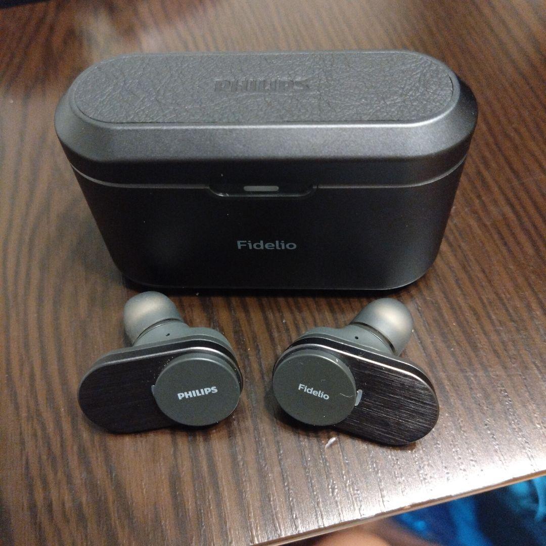 Fidelio T1 ブラック ワイヤレスイヤフォン