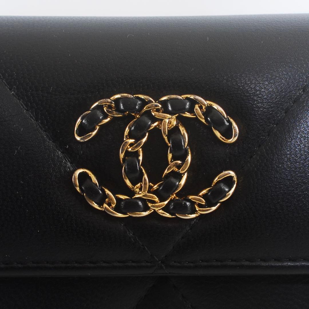 ぴchan＊CHANEL＊シャネル＊19 ディズヌフ＊ラムスキン＊フラップ