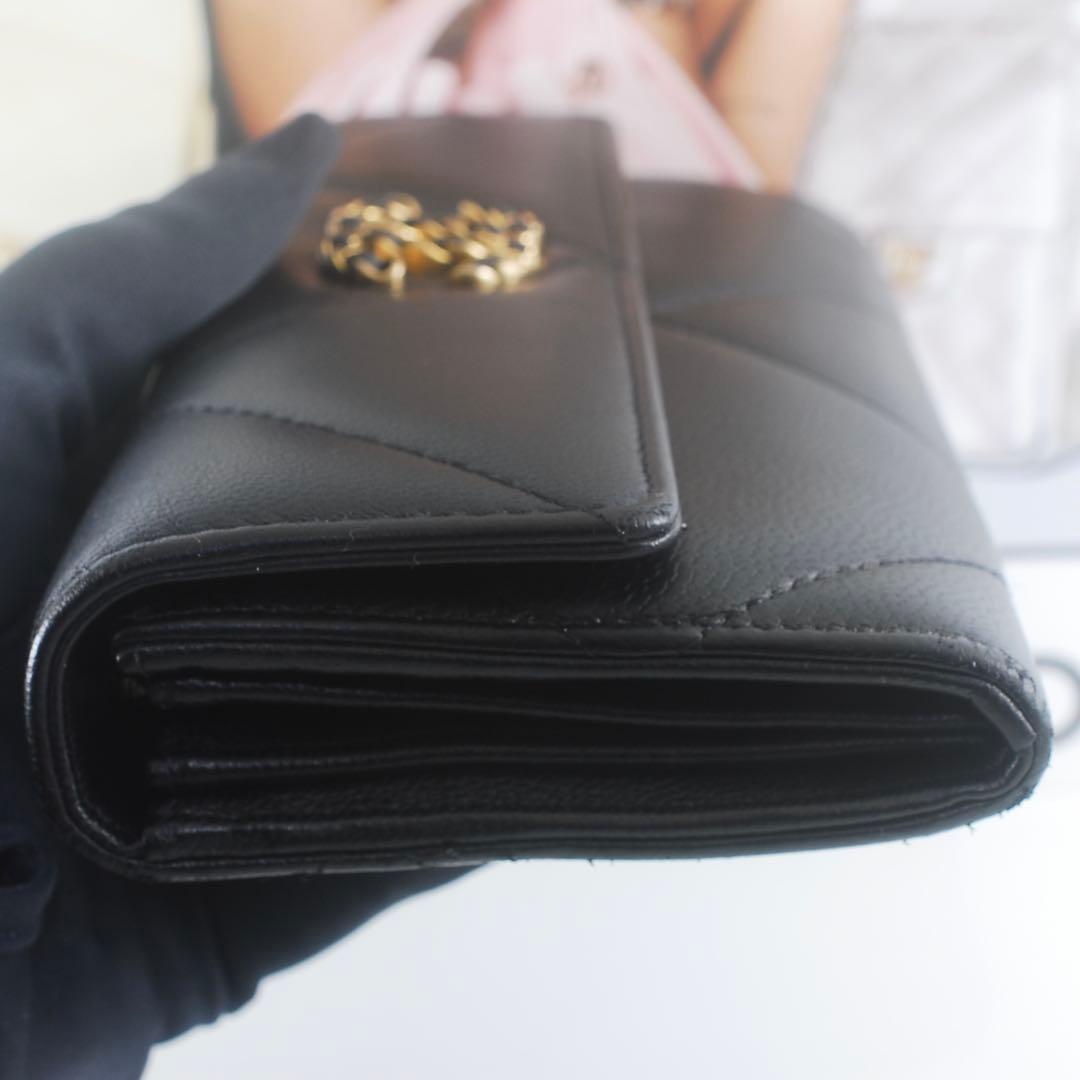 ぴchan＊CHANEL＊シャネル＊19 ディズヌフ＊ラムスキン＊フラップ