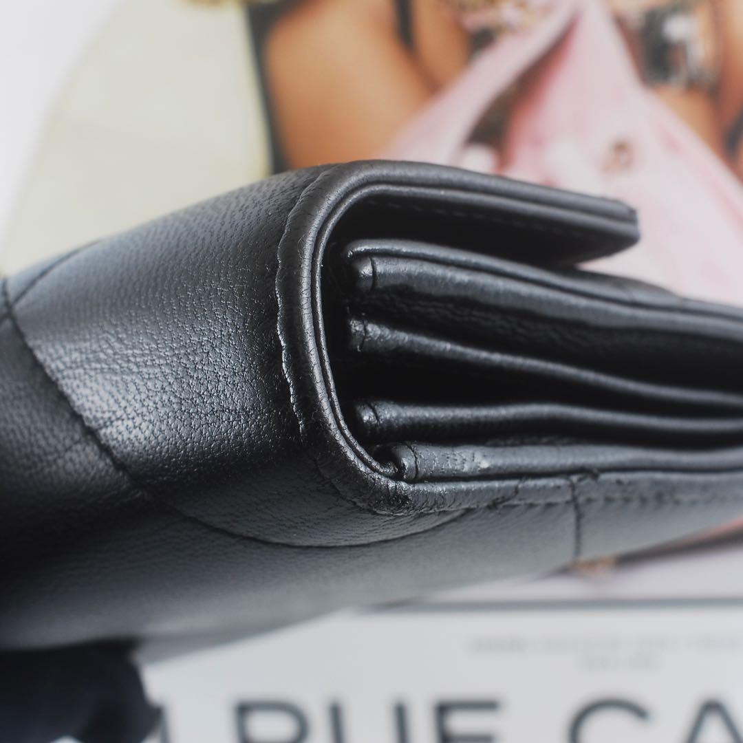 ぴchan＊CHANEL＊シャネル＊19 ディズヌフ＊ラムスキン＊フラップ