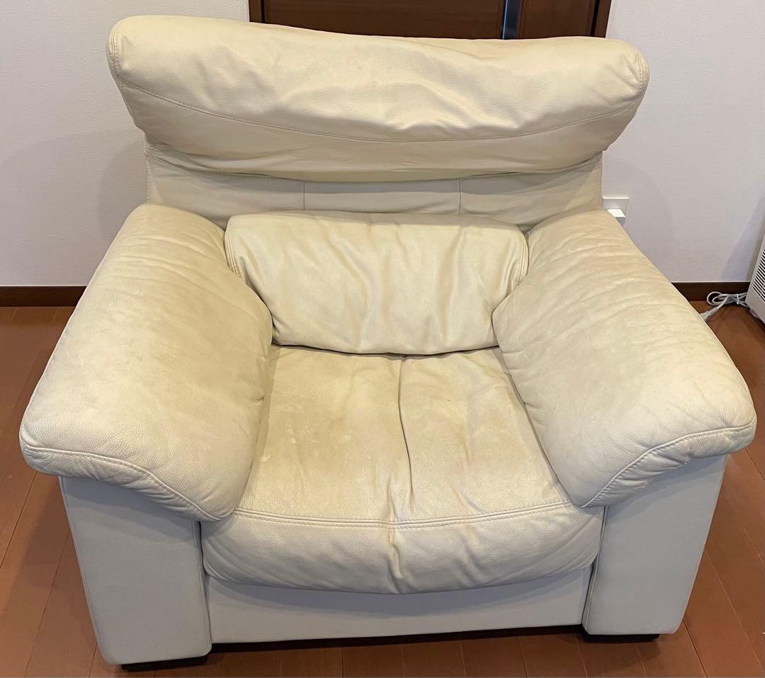 IDC大塚家具1人掛け総革張りソファ（送料12,000円込）