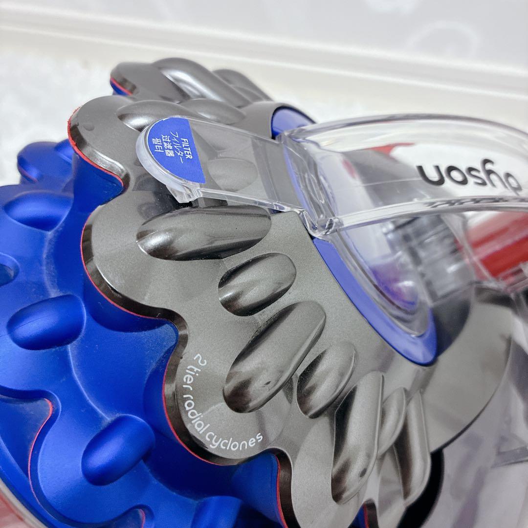 【良品】Dyson V4 Digital Fluffy+ CY29 本体　掃除機