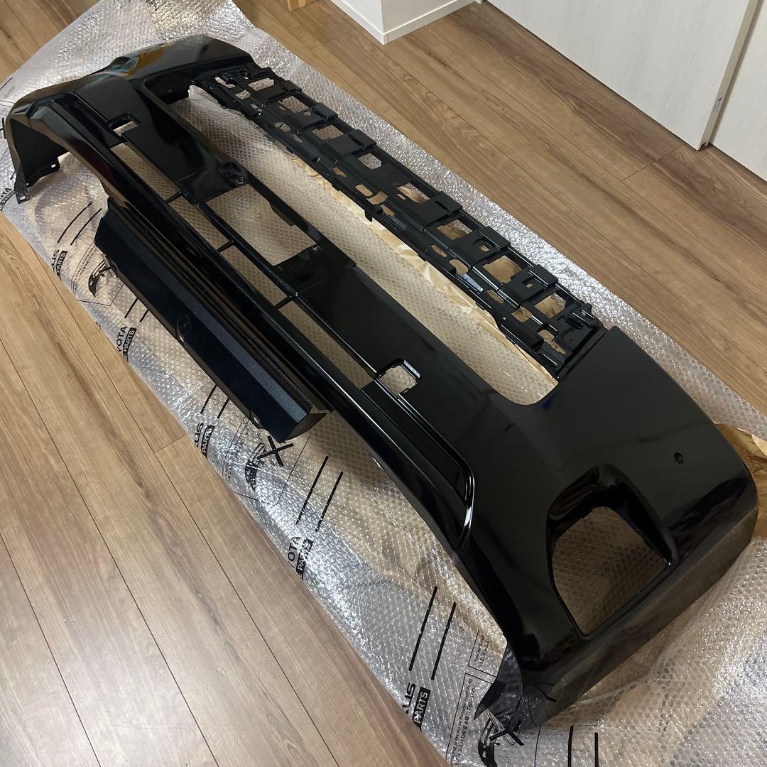 送料込み　ハイエース　フロントバンパー