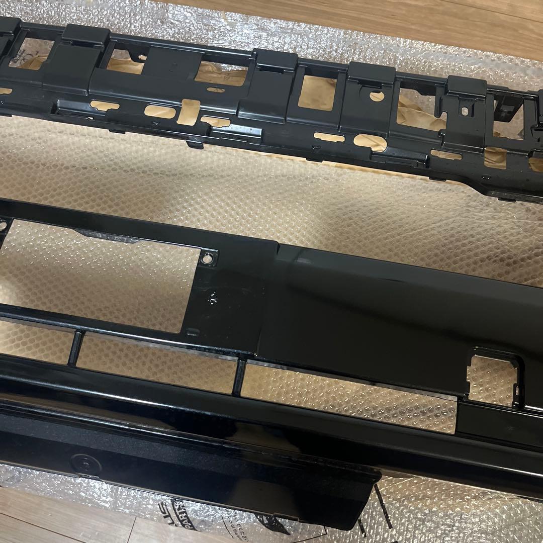 送料込み　ハイエース　フロントバンパー