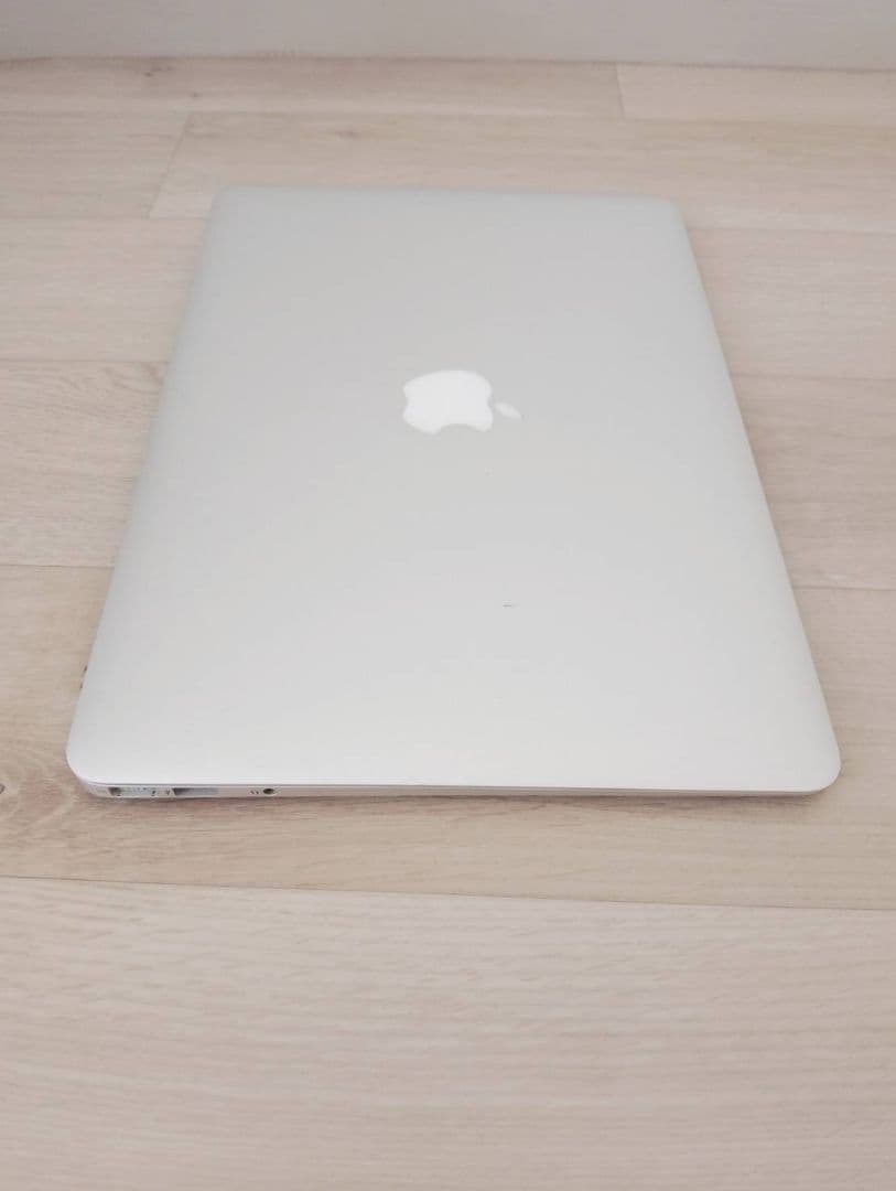 【超希少】MacBook Air 13
