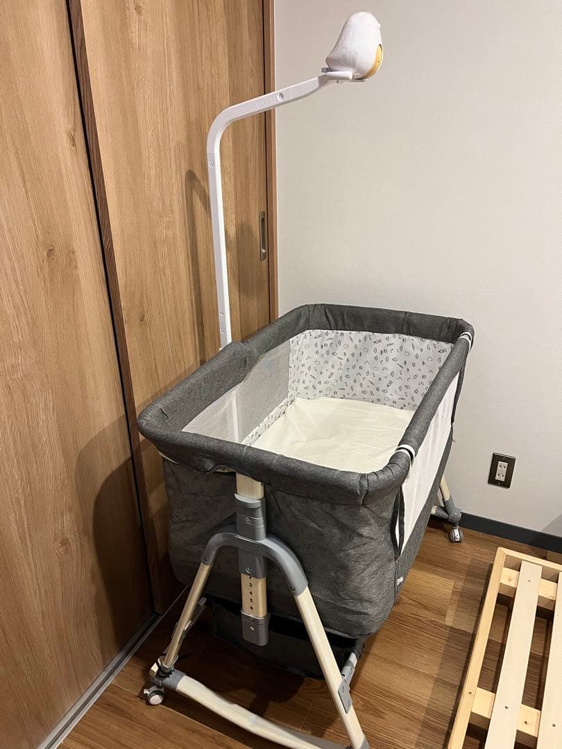 Vinona ベビーベッド