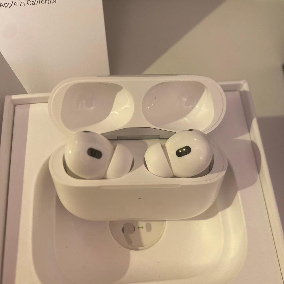 AirPods pro 第2世代　開封済み、未使用品