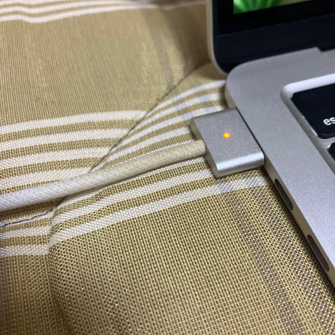 【SK】MacBook Air 13 スターライト 8GB 256GB