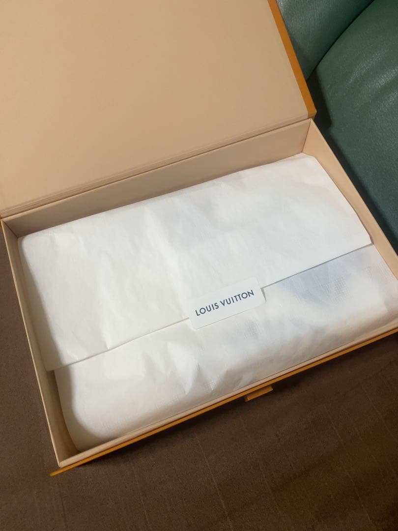 【新品未使用】LOUIS VUITTON フロックド LV Tシャツ XS