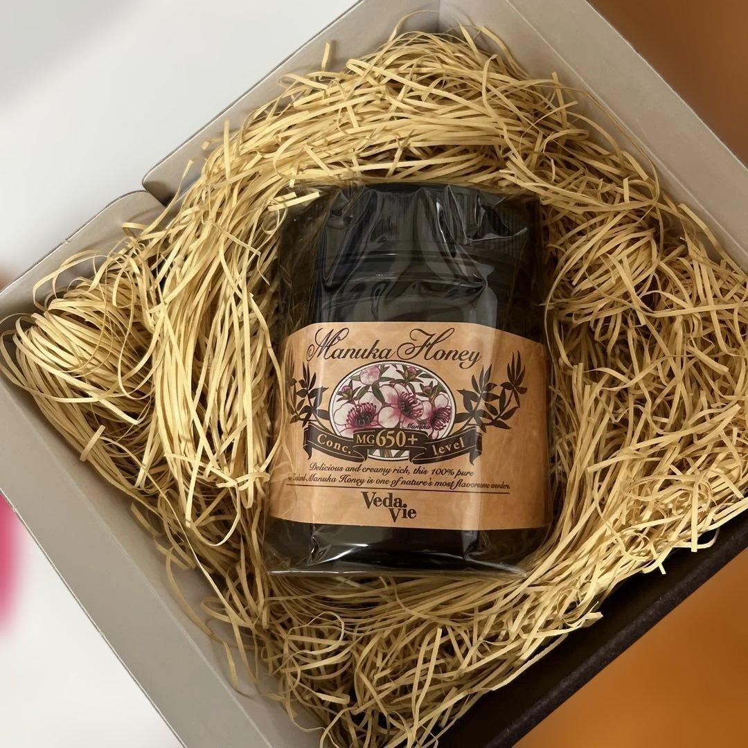 Vedavie マヌカハニー MG650+ 250g 贈答品未開封