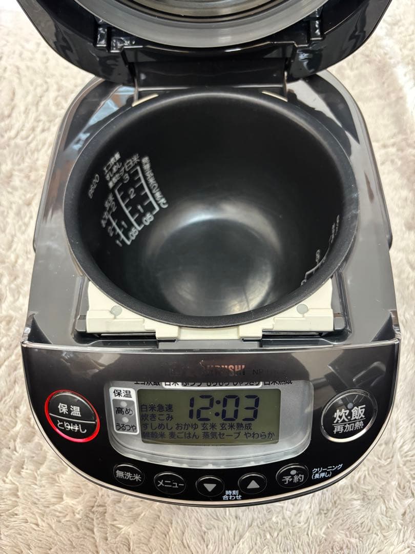 象印　炊飯器NP-RT05 2024年製
