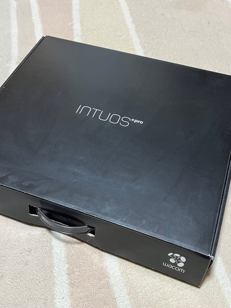 液タブ・ペンタブ wacom intuos pro medium
