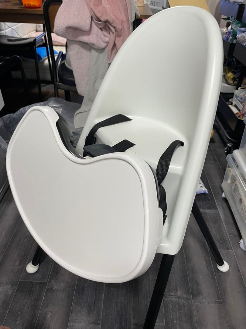かなた　ベビービョルン　ハイチェア（ハーネス付き）