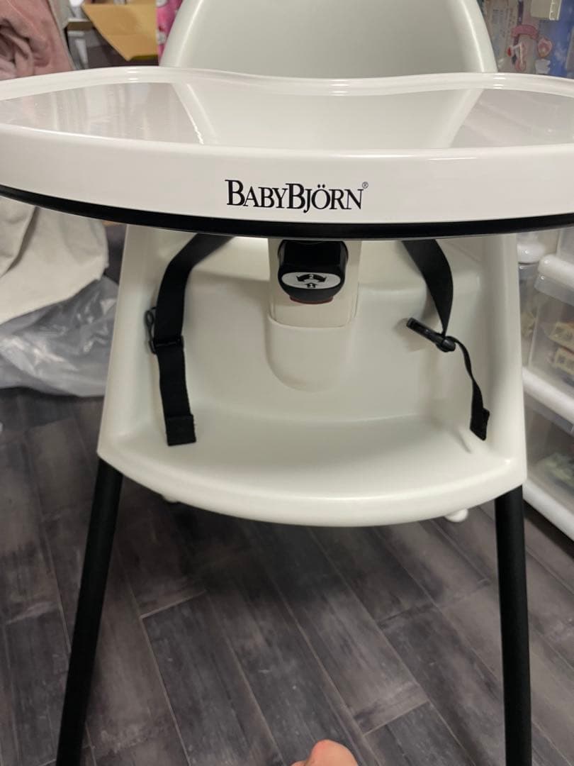 かなた　ベビービョルン　ハイチェア（ハーネス付き）